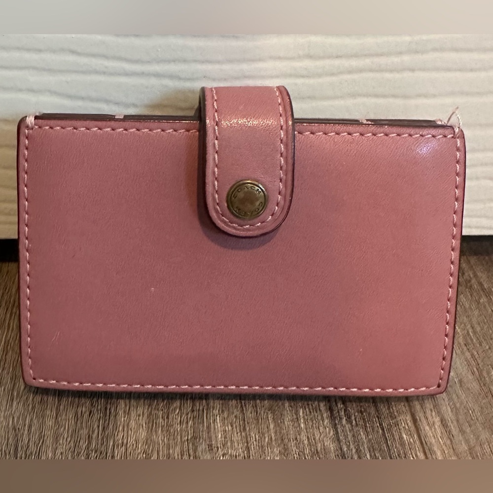 Coach accordion Leather Wallet
